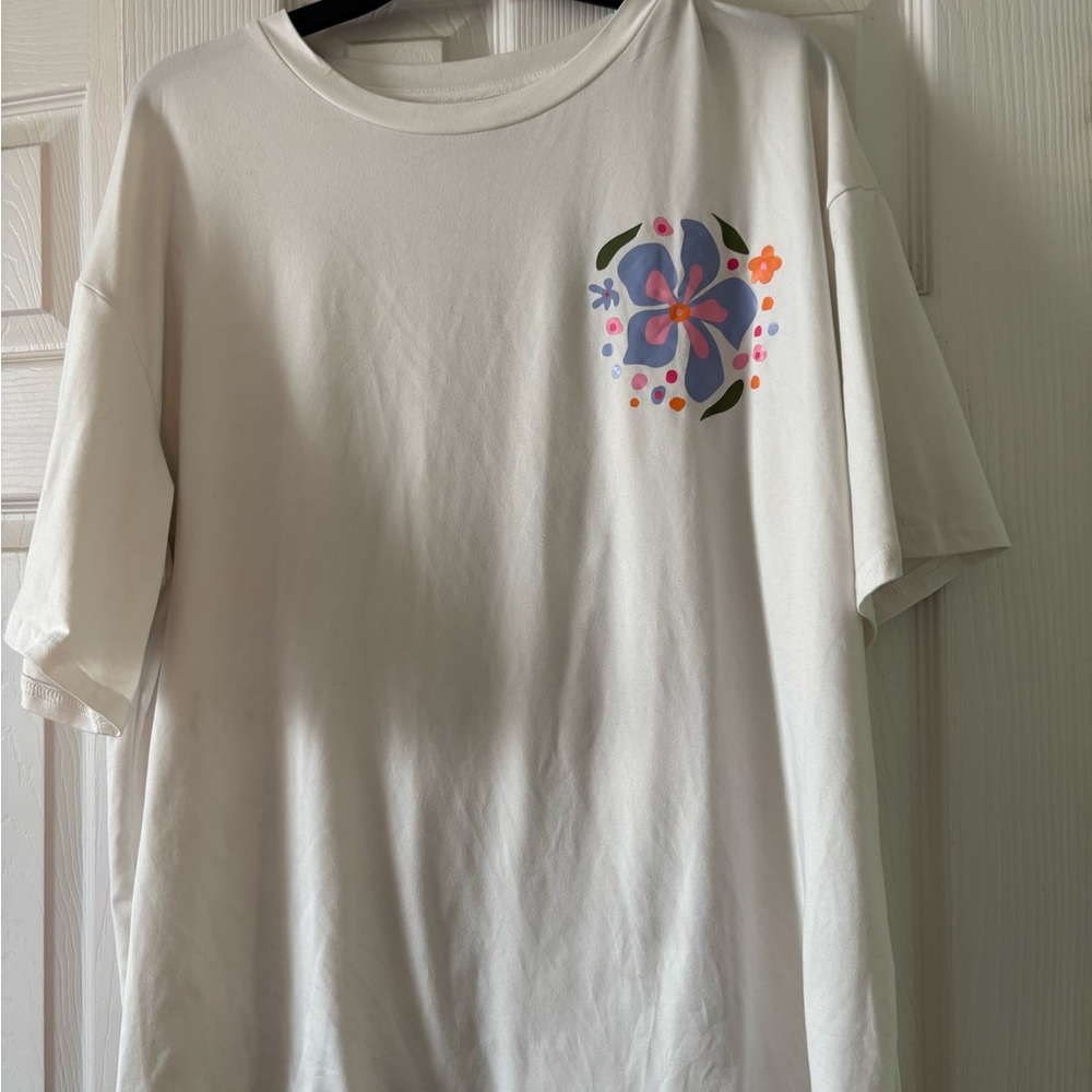 SHEIN White Short Sleeve Tee